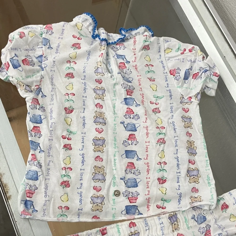 Vintage Carter's White Pajama Set 4T